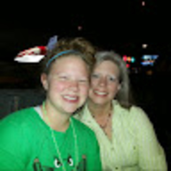 Meet your Posher, Roberta - Picture 1 of 1